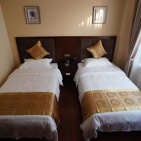 Sunshine Holiday Hotel Liaocheng Esterno foto