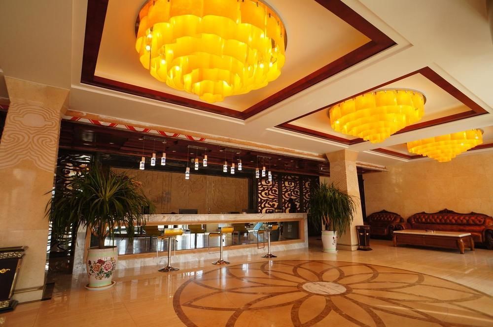 Sunshine Holiday Hotel Liaocheng Esterno foto