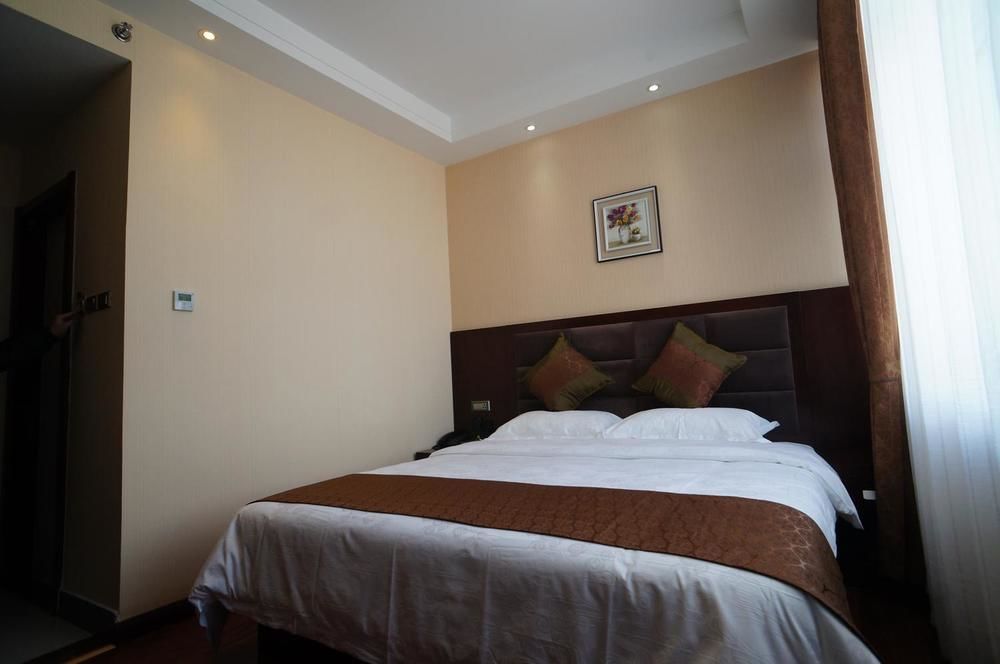 Sunshine Holiday Hotel Liaocheng Esterno foto