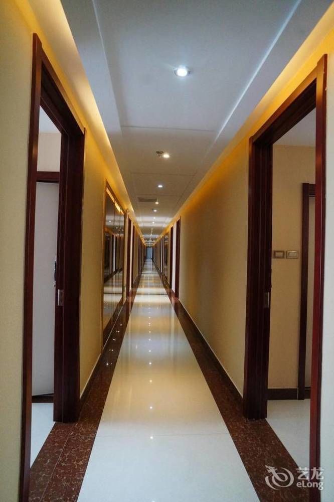 Sunshine Holiday Hotel Liaocheng Esterno foto
