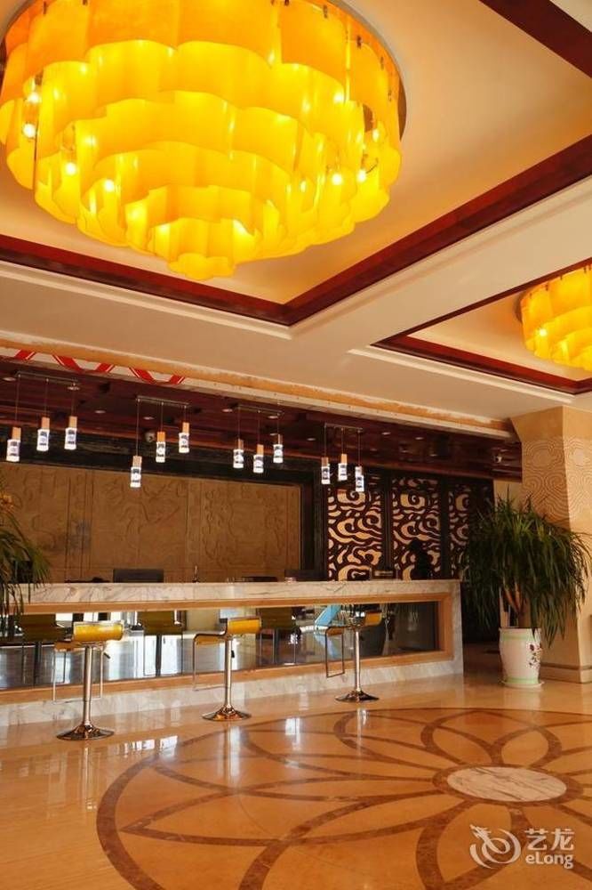 Sunshine Holiday Hotel Liaocheng Esterno foto