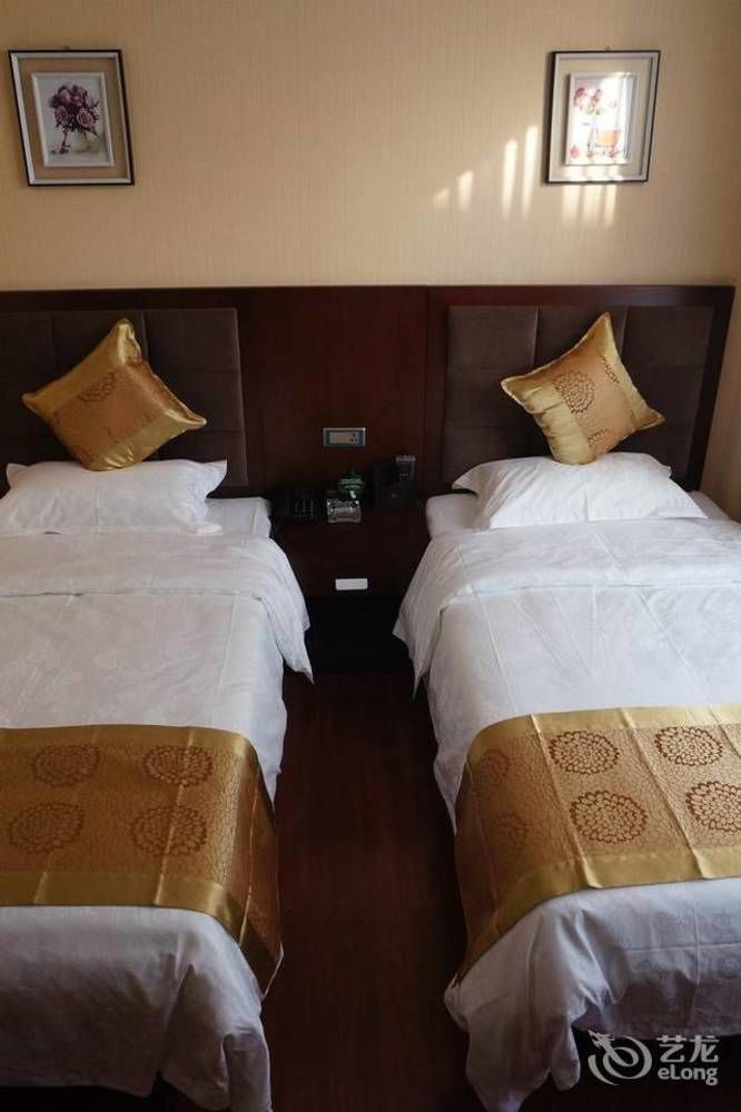 Sunshine Holiday Hotel Liaocheng Esterno foto